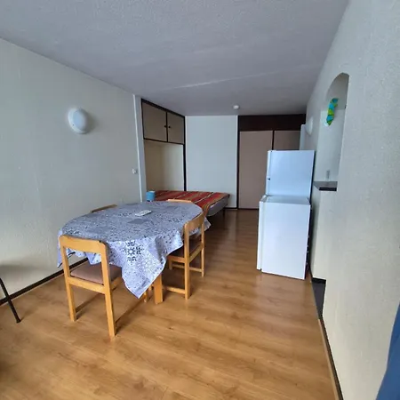 6 Personnes Pied Des Pistes Апартаменты *
